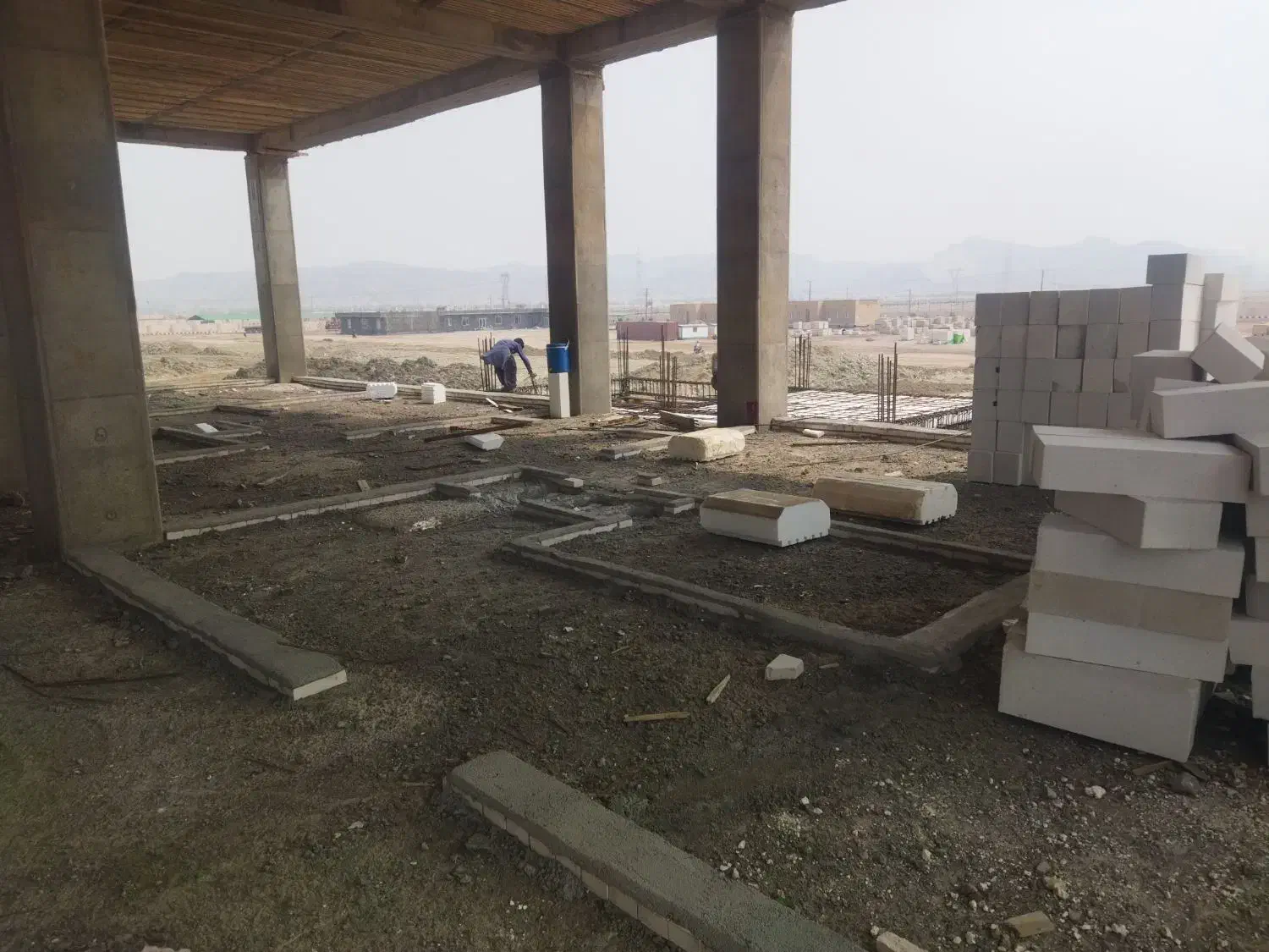 نیازمند استاد هبلکس کار و کاشی کار|استخدام معماری، عمران و ساختمانی|بندرعباس, |دیوار