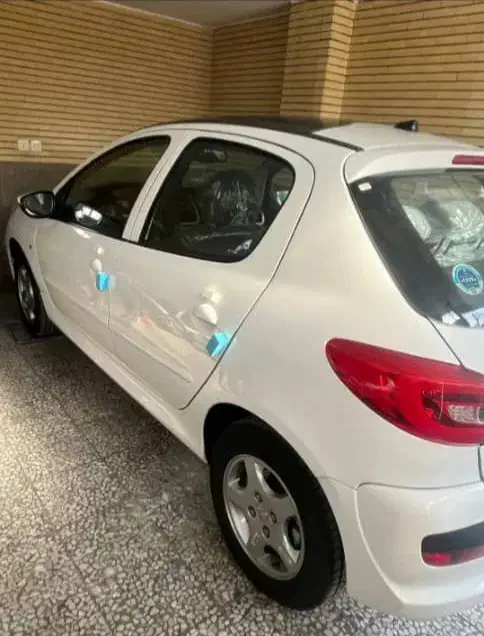 ۲۰۷ پانا صفر مدل ۴۰۳|خودرو سواری و وانت|شیراز, شهرک جماران|دیوار