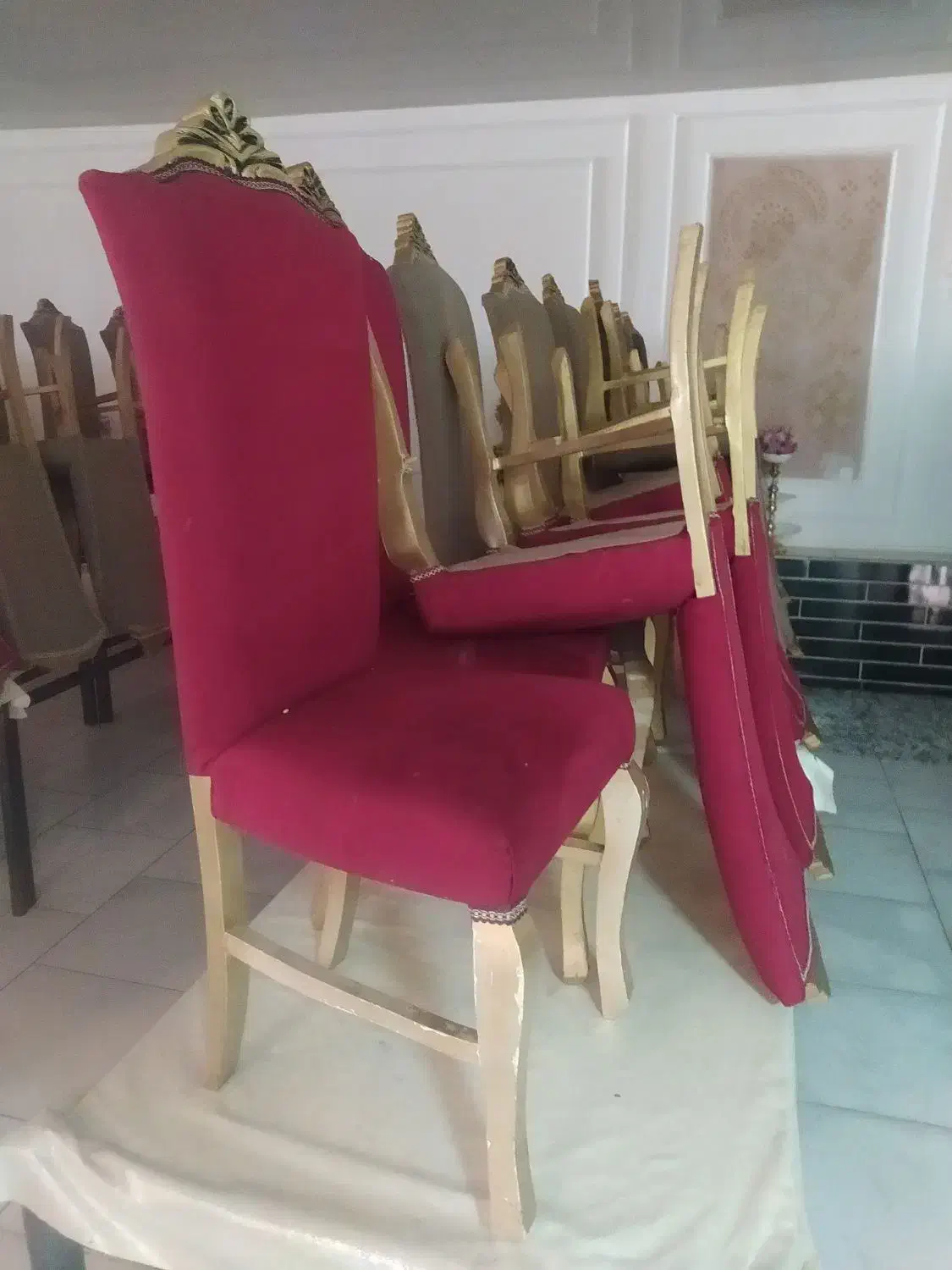 صندلی|میز و صندلی غذاخوری|قروه, |دیوار