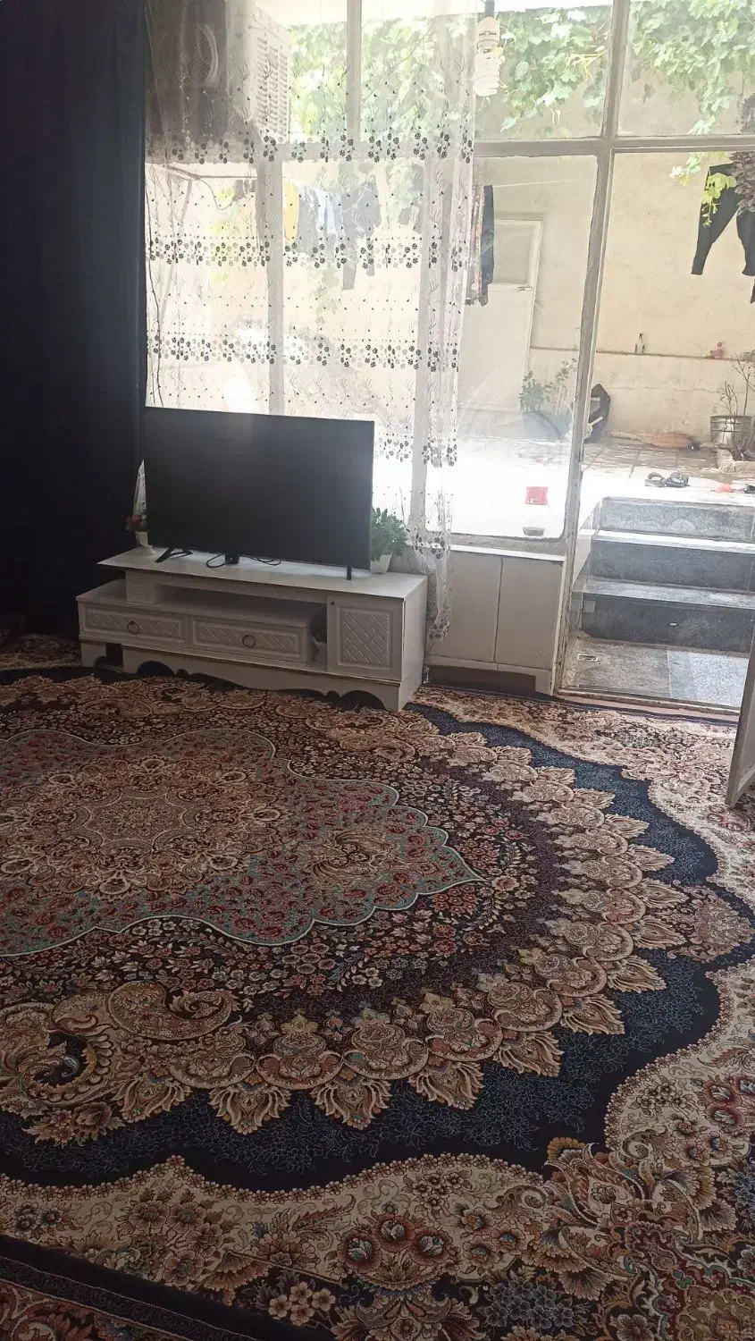 اجاره خانه ویلایی ۱۴۰ متری در بعثت خیابان شاکر|اجارهٔ خانه و ویلا|اصفهان, شهرک امام خمینی|دیوار