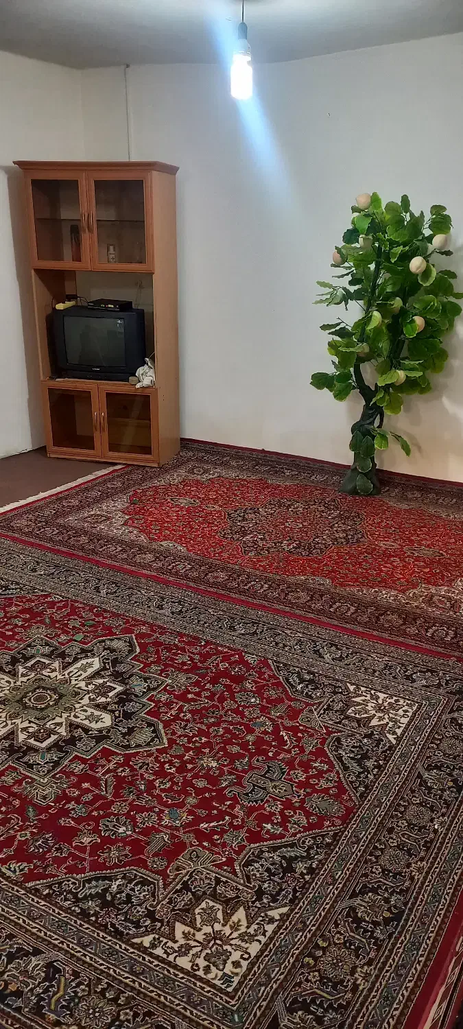 اجاره  روزانه منزل مسکونی|اجارهٔ کوتاه‌مدت آپارتمان و سوئیت|گوراب زرمیخ, |دیوار