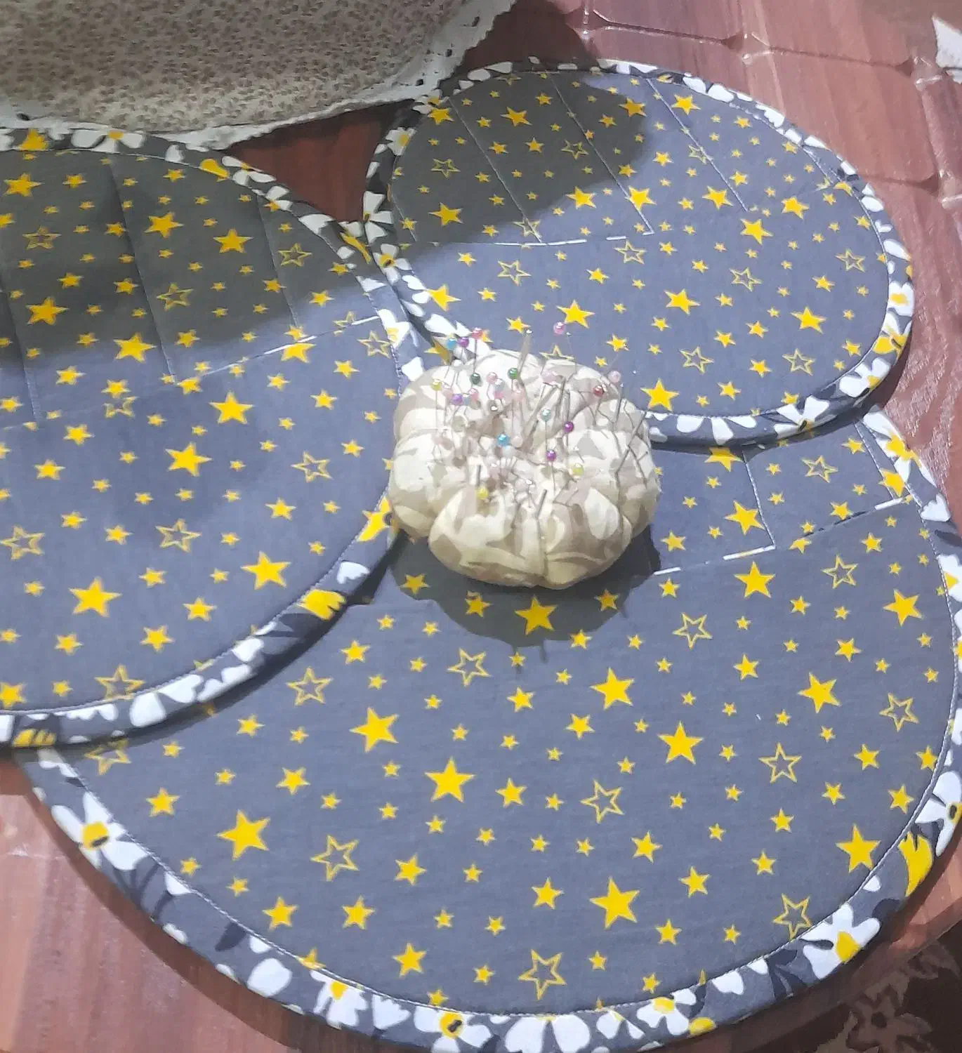 سرویس دمکنی کتان نخ با طرح دلخواه شما|سفره، حوله، دستمال آشپزخانه|قم, پردیسان|دیوار