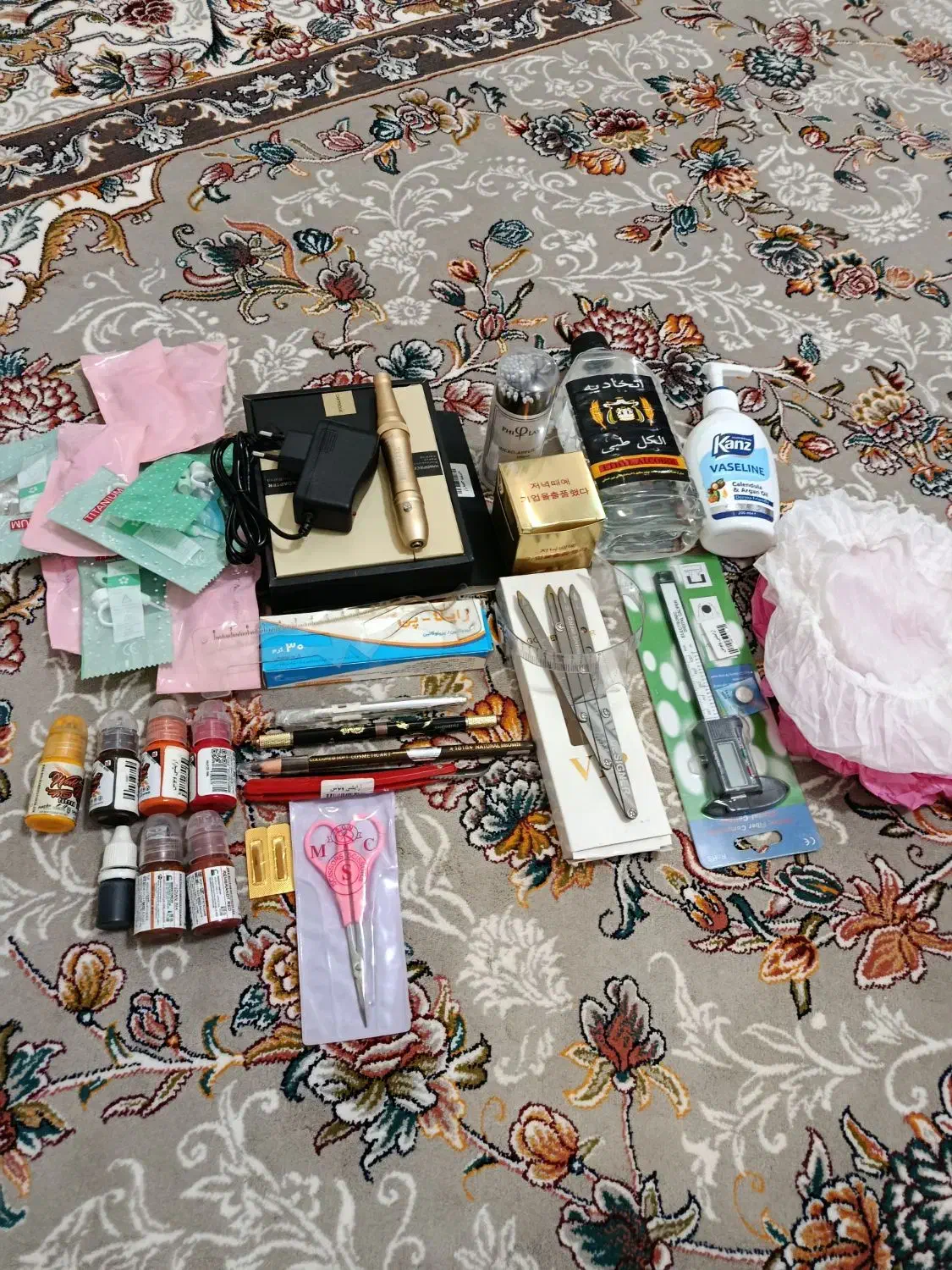 وسایل آرایش دائم|حراج|فیروزآباد (آذربایجان), |دیوار