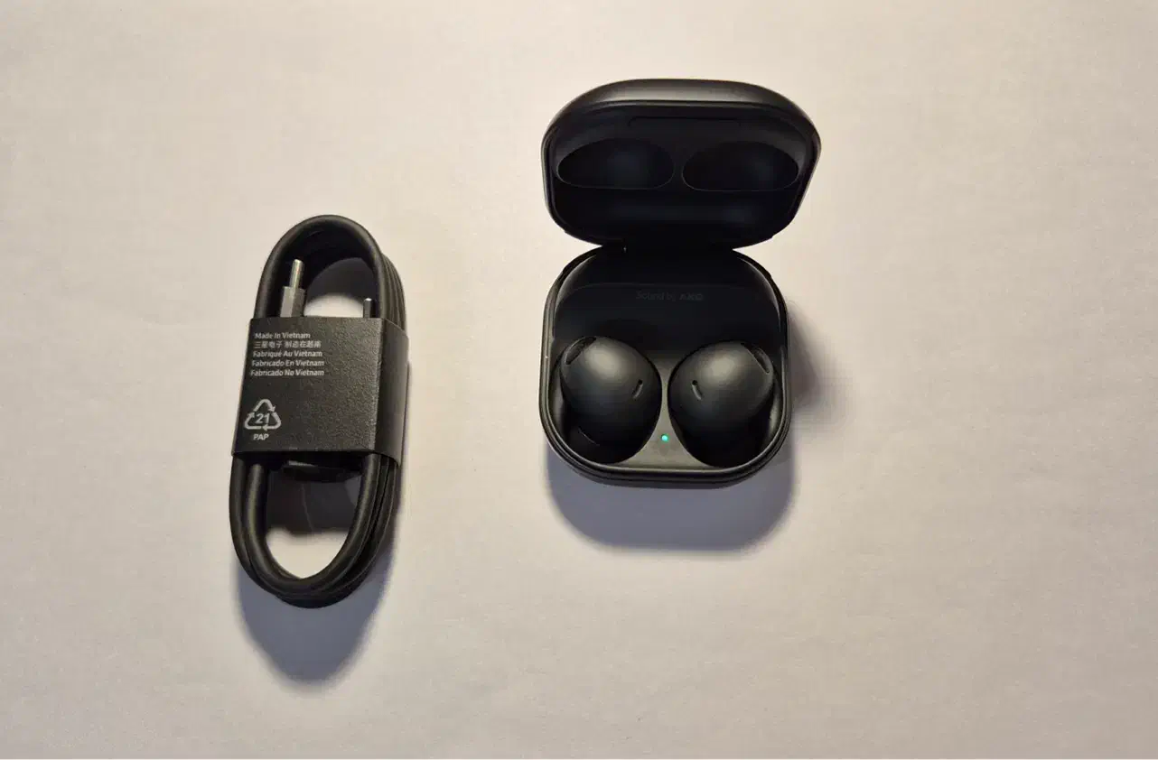 هدفون بادز ۲ پرو و بادز لایو  galaxy buds 2 pro|لوازم جانبی موبایل و تبلت|تهران, آذربایجان|دیوار