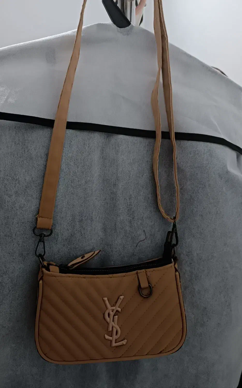 کیف|کیف، کفش، کمربند|مشگین شهر, |دیوار