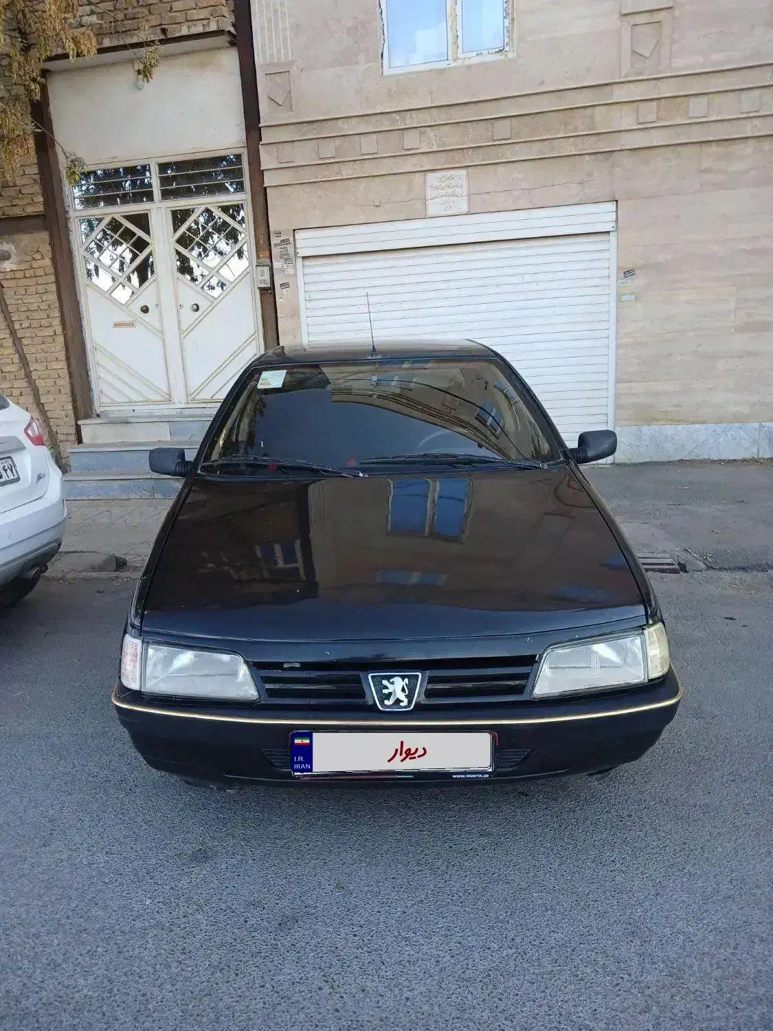 پژو ۴۰۵ مدل ۸۸|خودرو سواری و وانت|اراک, |دیوار