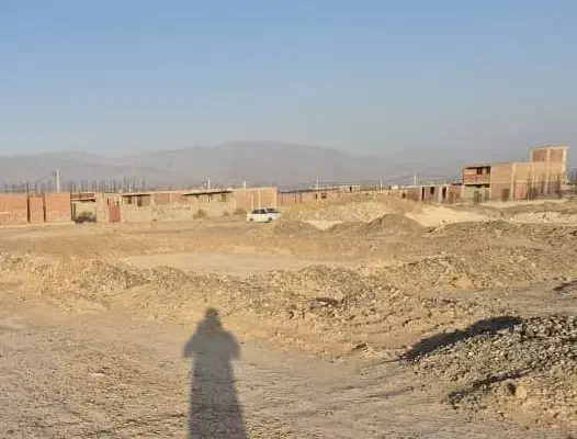 فروش چند قطعه زمین نارجو روبروی پمپ بنزین|فروش زمین و ملک کلنگی|جیرفت, |دیوار