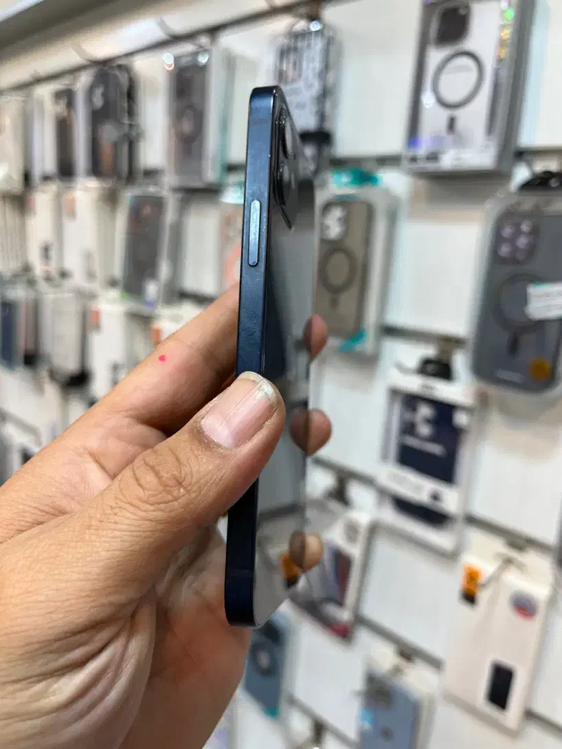 Iphone 12 128gb black|موبایل|کرج, مهرویلا شمالی|دیوار