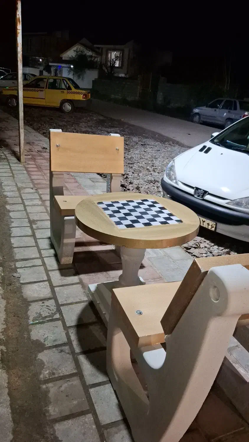 نیمکت سنگی|صندلی و نیمکت|رودسر, |دیوار