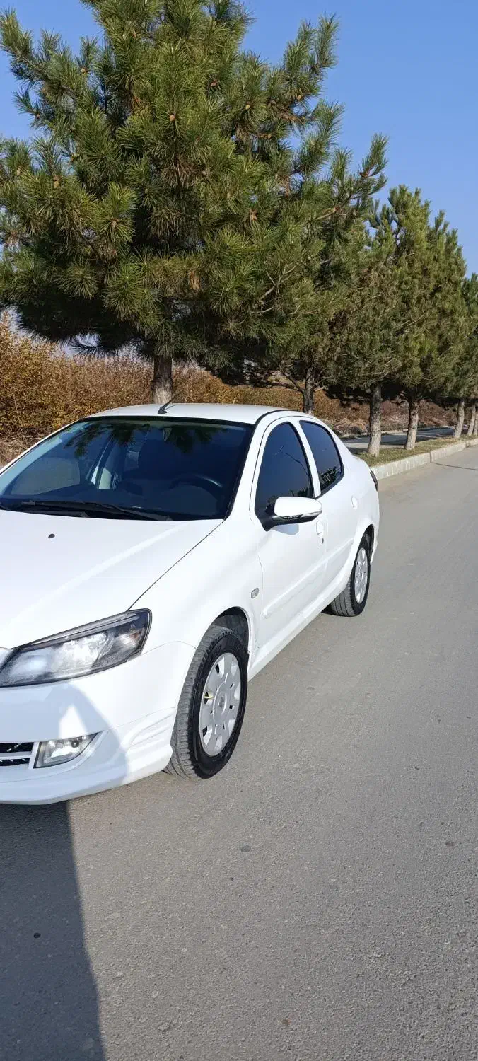 رانا پلاس ۱۴۰۰کارمندی درحد|خودرو سواری و وانت|سنندج, |دیوار