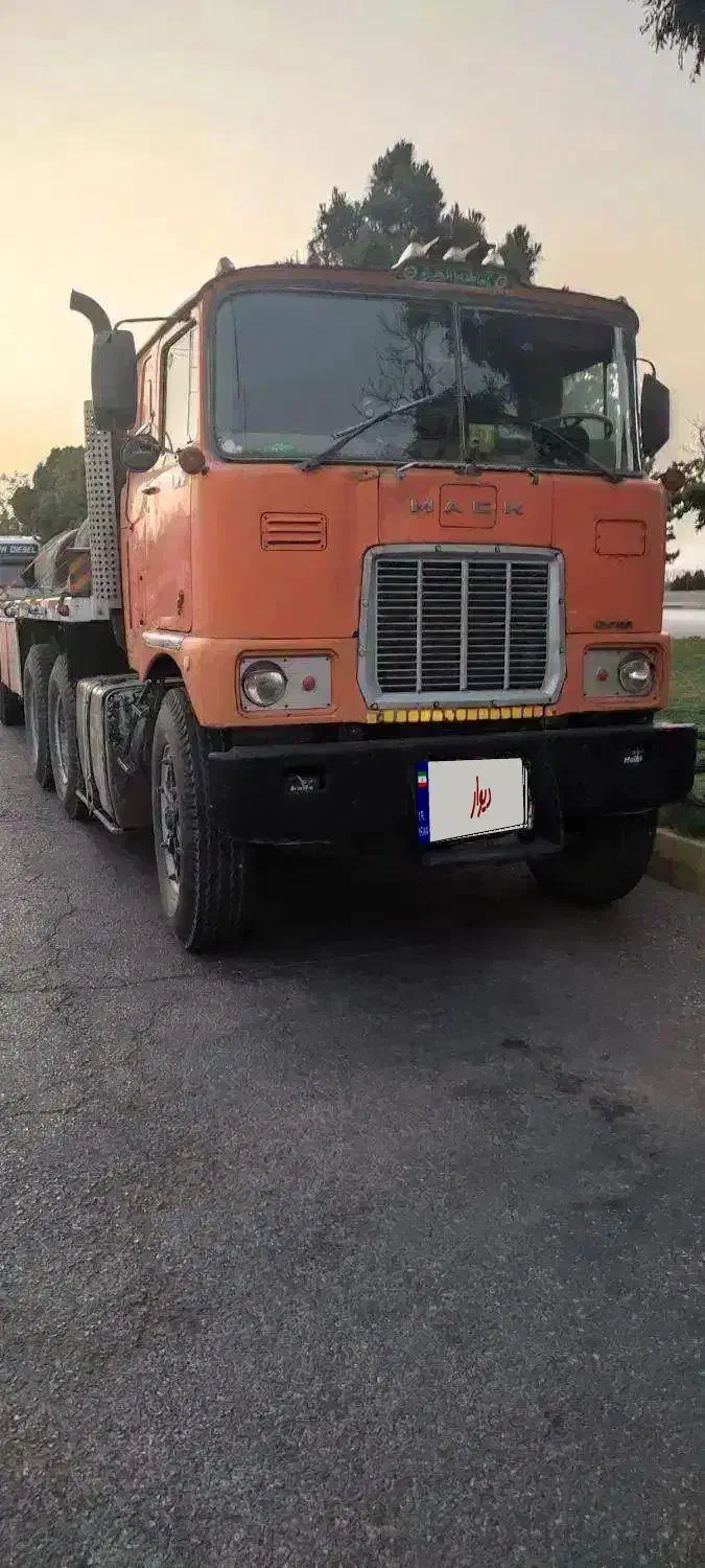 ماک بی دماغ 1975چرخ24قیمت 1900تومن فقط کله ماشین|خودرو سنگین|قزوین, |دیوار