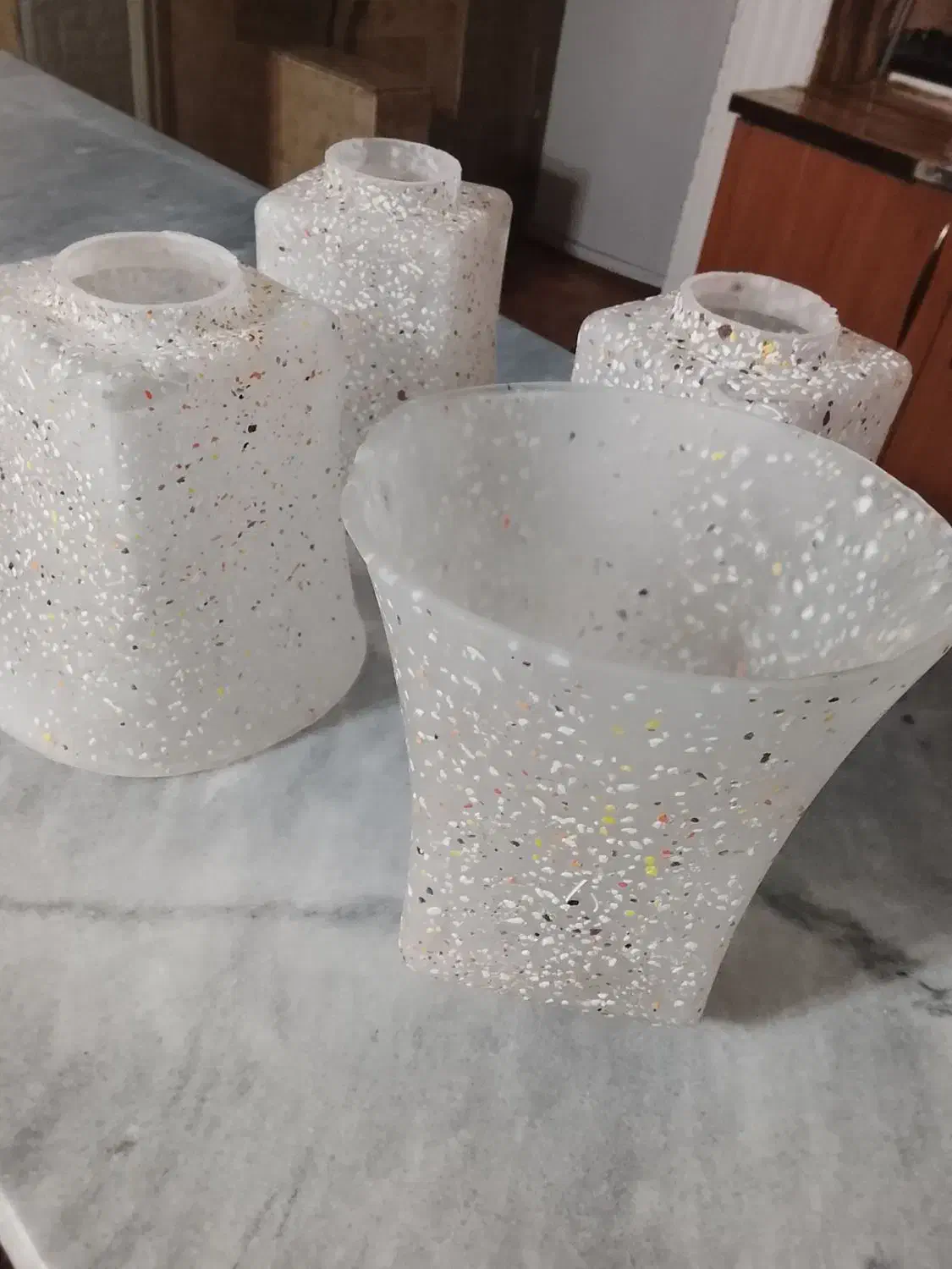 حباب لوستر|لوستر و چراغ آویز|شیراز, رازی|دیوار