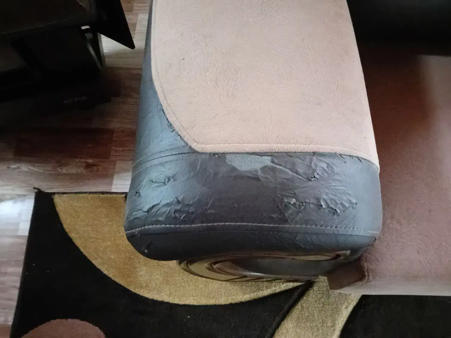 فروش مبل دسته دوم|مبلمان خانگی و میز عسلی|نوشهر, |دیوار