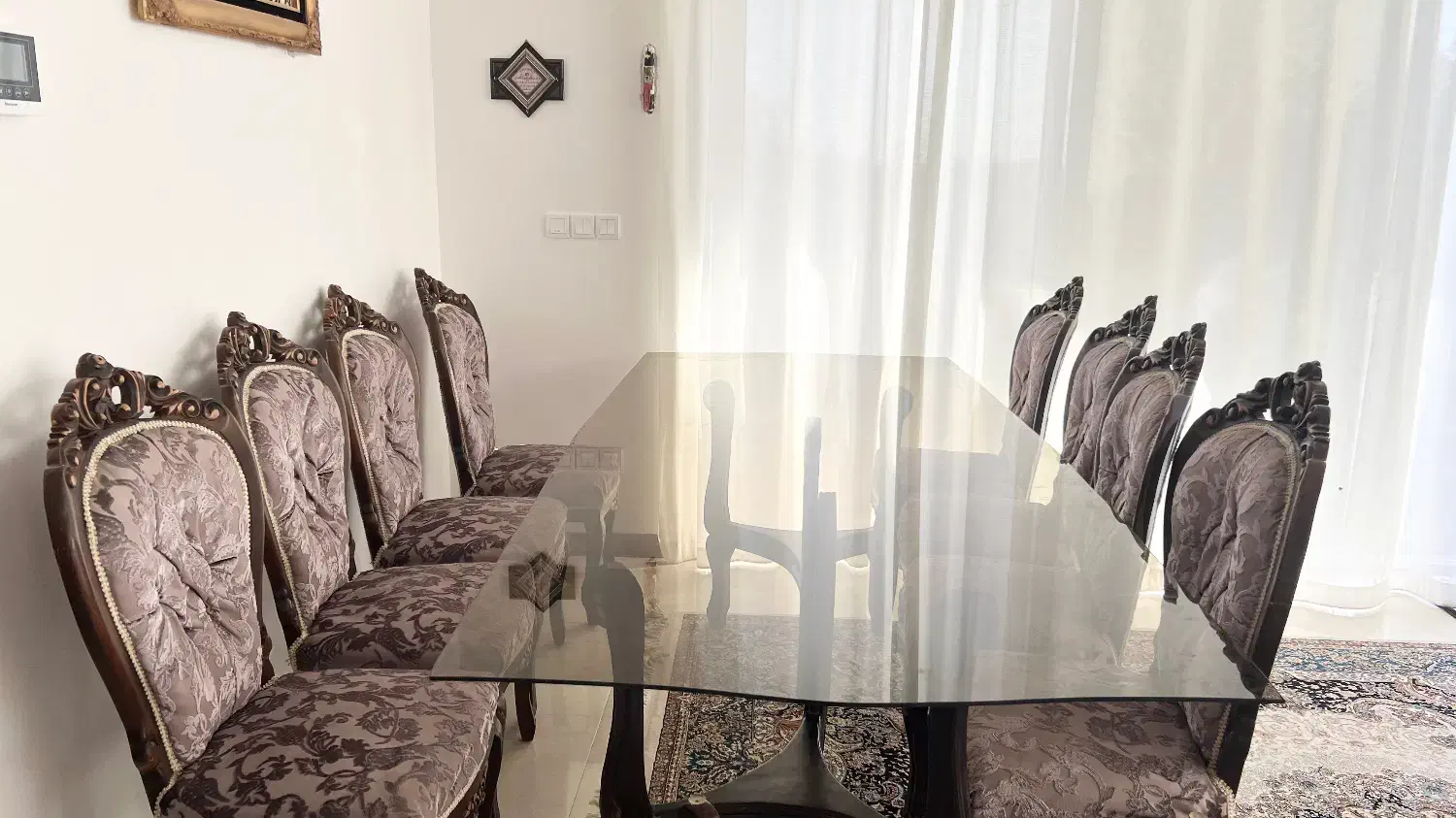 مبل سلطنتی۹نفره همراه با سرویس نهار خوری۸نفره تمیز|مبلمان خانگی و میز عسلی|نیاسر, |دیوار