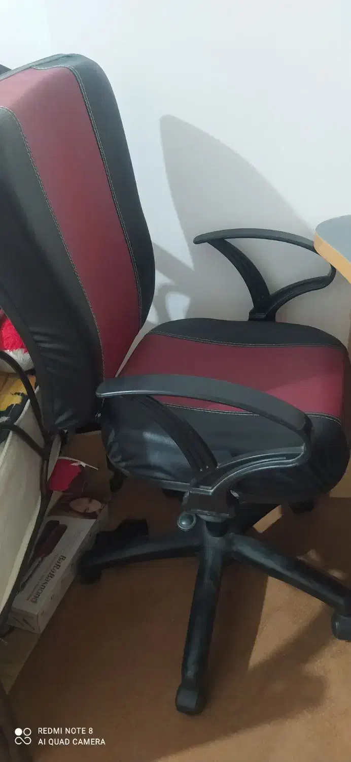 میز و صندلی|دفتر کار|مراغه, |دیوار