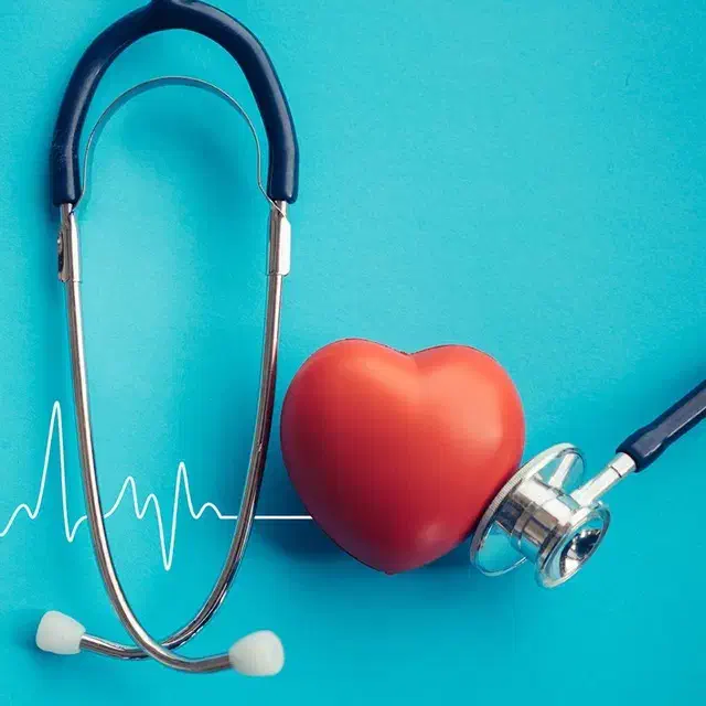 تزریقات و سرم تراپی در منزل|خدمات آرایشگری و زیبایی|مریوان, |دیوار