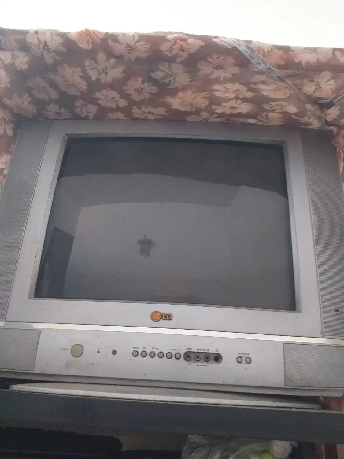 تلوزیون وقهوه ساز  سالم|سایر لوازم برقی|بندرعباس, |دیوار