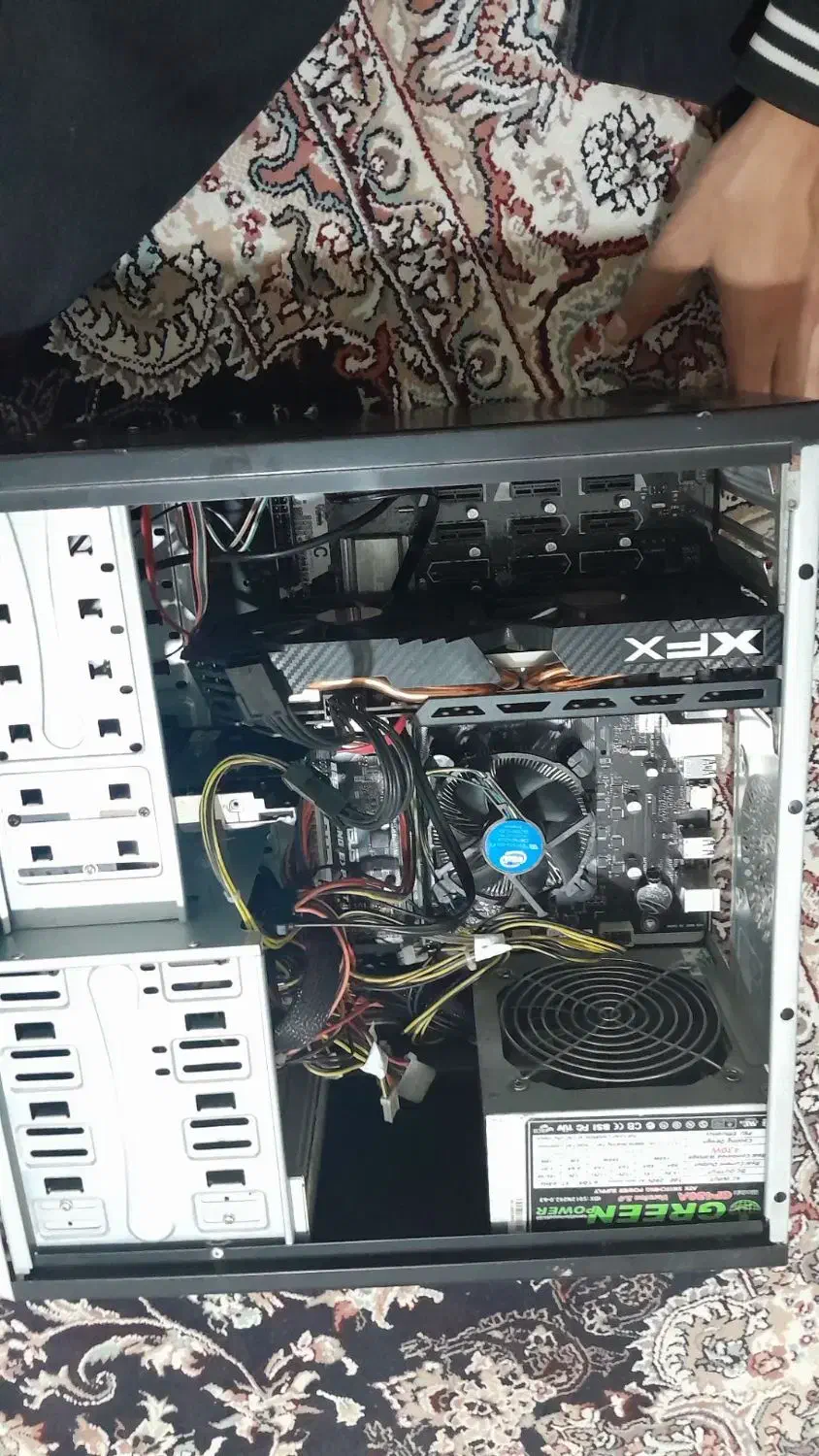 کامپیوتر گیمینگ|رایانه رومیزی|بروجرد, |دیوار