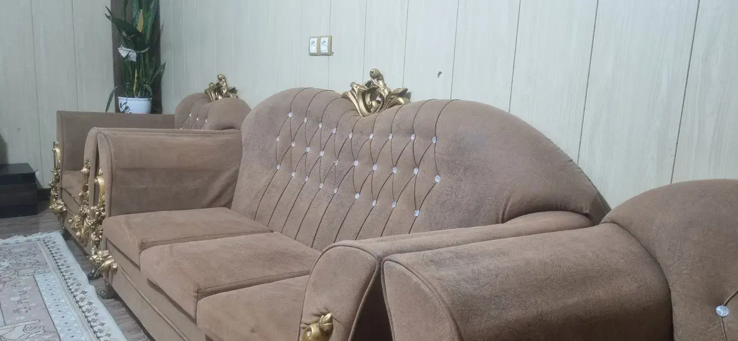 مبلمان هفت نفره|مبلمان خانگی و میز عسلی|بم, |دیوار