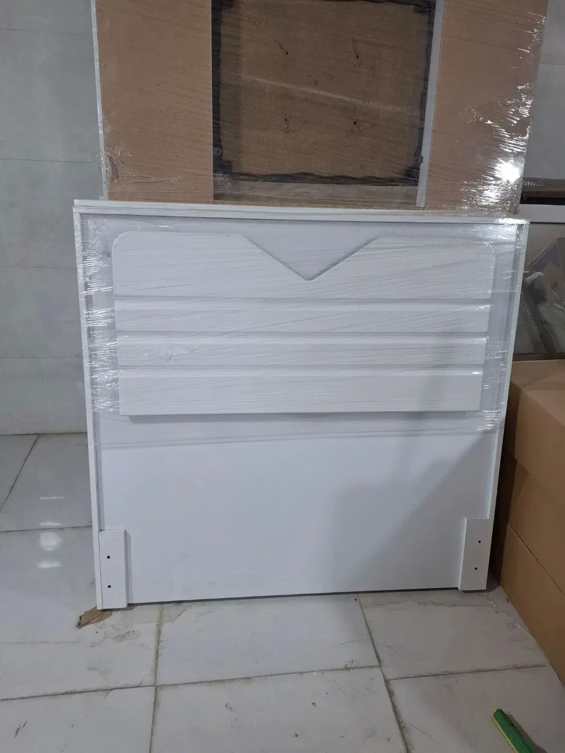 تخت یک ونیم نفره.تخت یک نفره بزرگ|تخت و سرویس خواب|خرم‌آباد, |دیوار