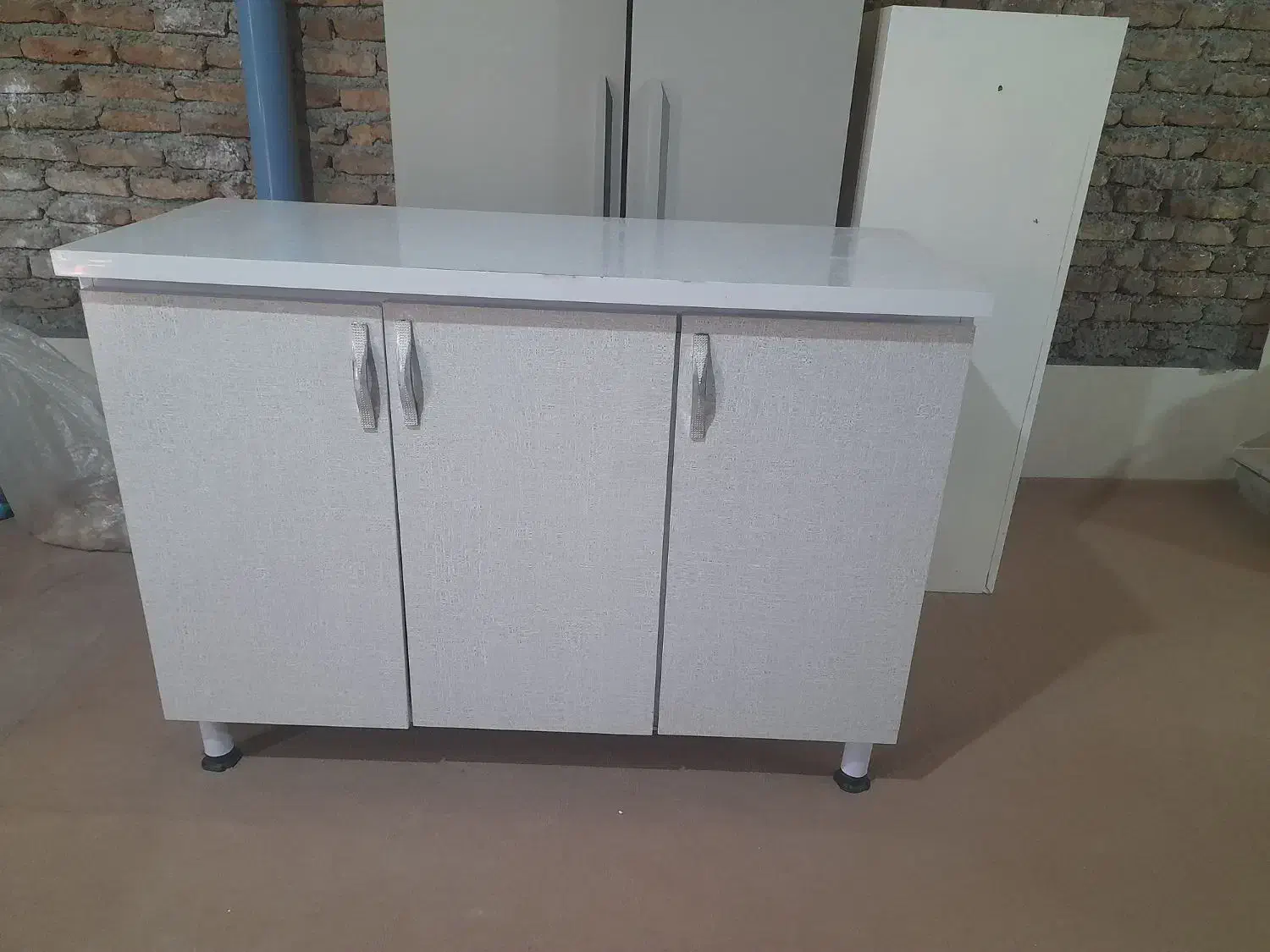 کابینت ۳ درب|آب‌چکان و نظم‌دهنده ظروف|همدان, |دیوار