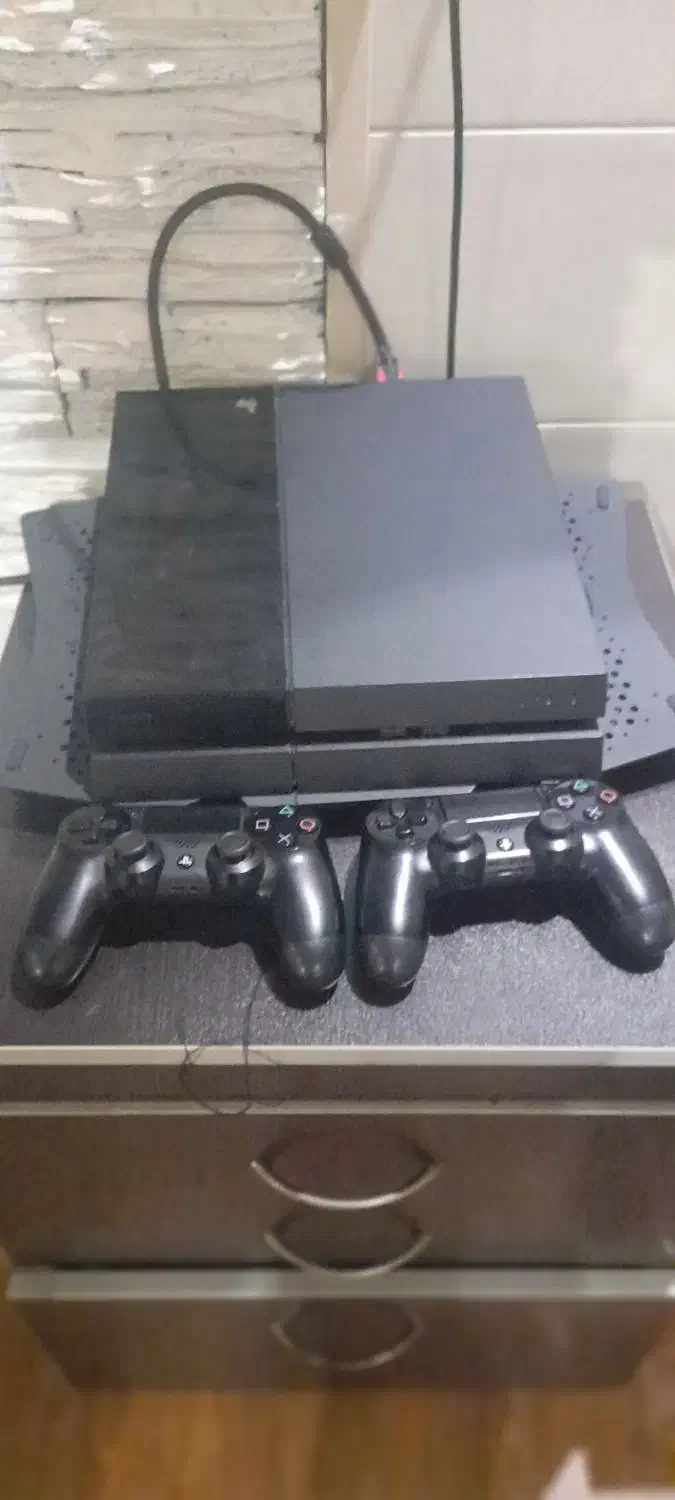 پلی استیشن ۴|کنسول، بازی ویدئویی و آنلاین|چوبر, |دیوار