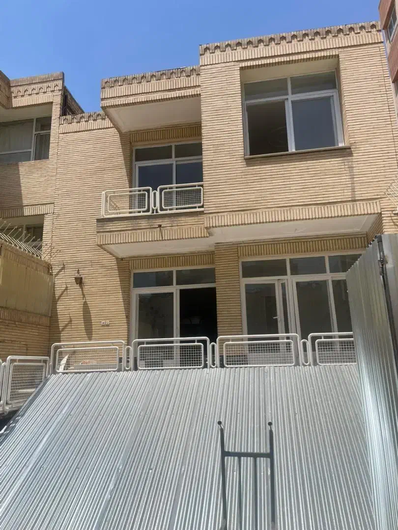 ویلایی ۲۵۰ متری /دربست/ دو کله/ دو طبقه/ لاهور|اجارهٔ خانه و ویلا|اصفهان, مفتح|دیوار