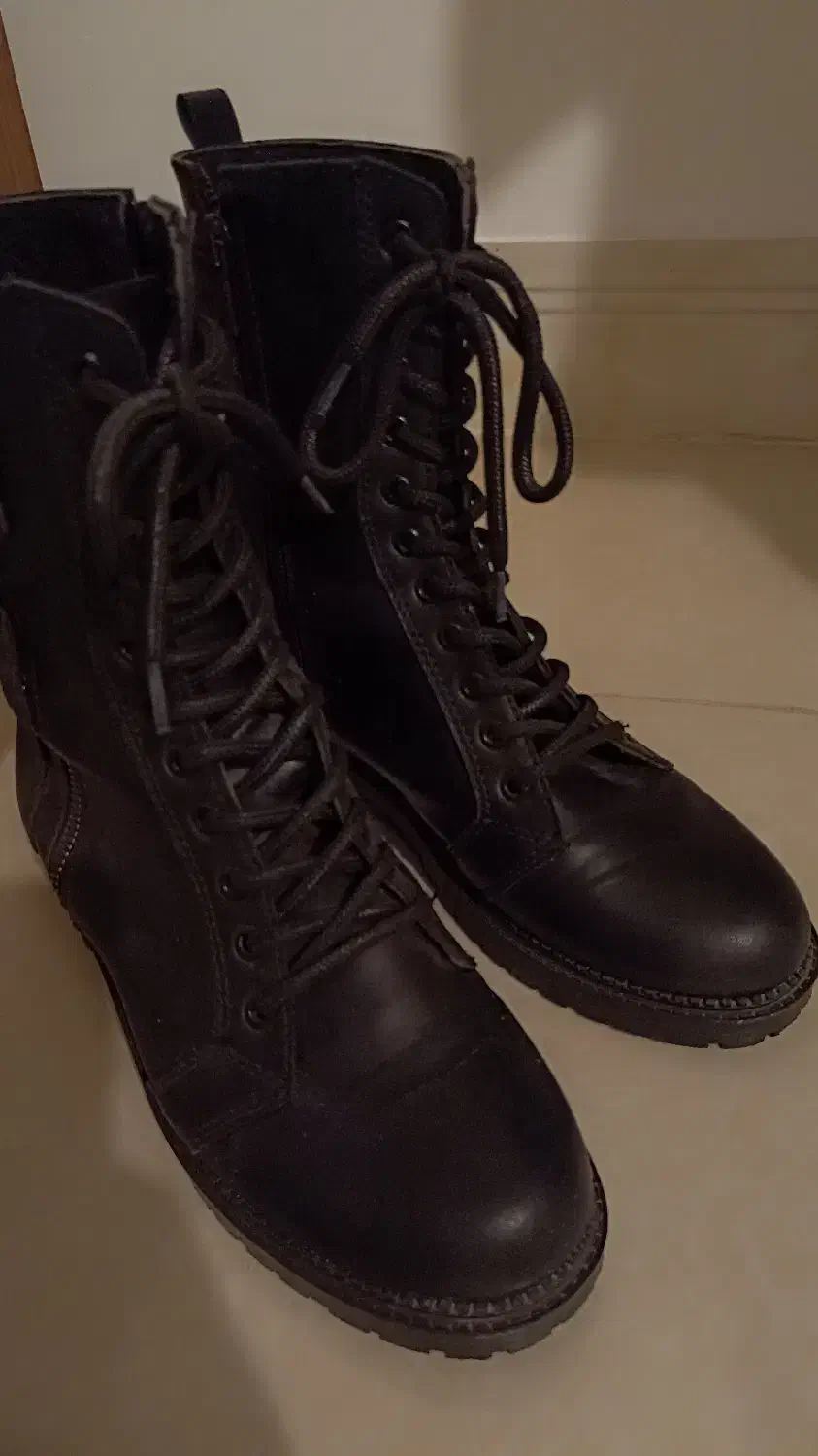 نیم بوت با کیفیت چرم مصنوعی|کیف، کفش، کمربند|قم, کیوانفر|دیوار