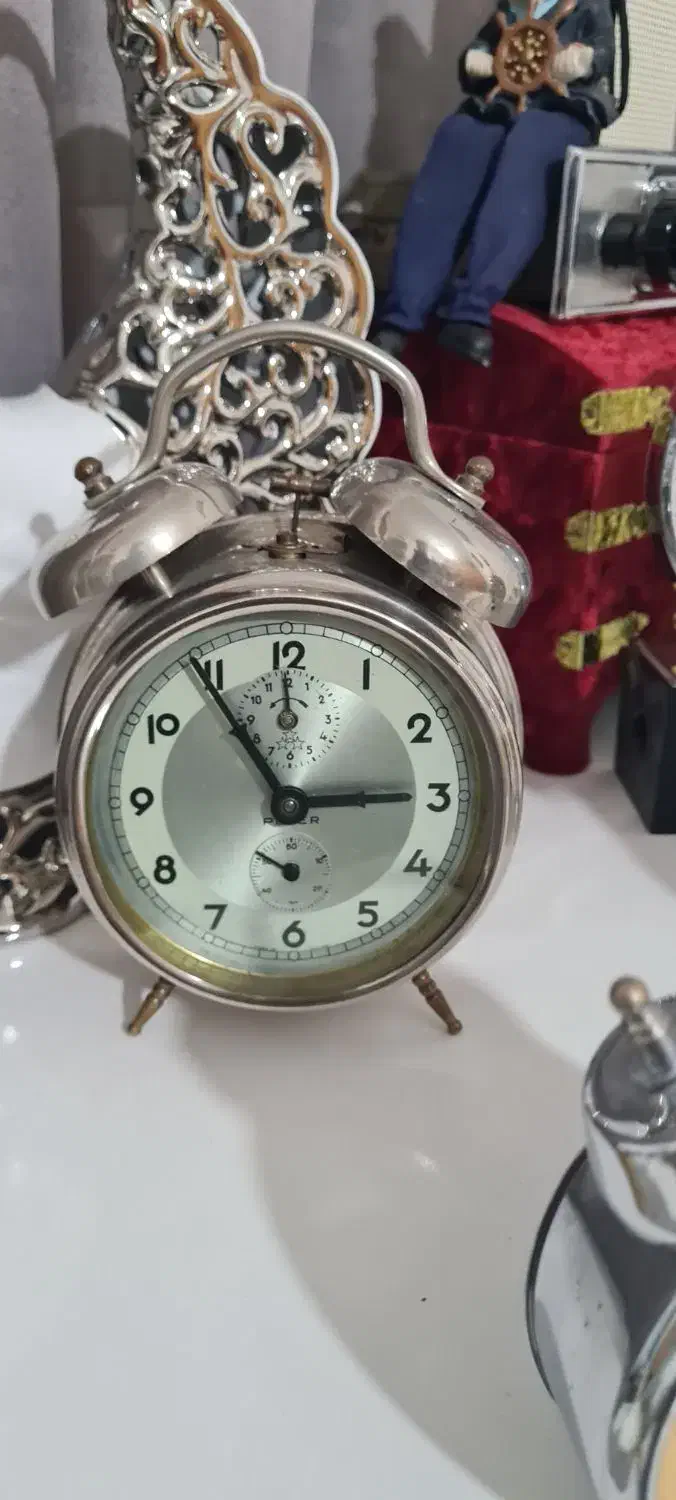 لوازم قدیمی آتیشه وبکر|کلکسیون اشیاء عتیقه|نهاوند, |دیوار