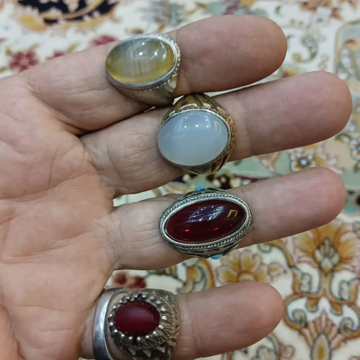 انگشتر قابل معاوضه با ساعت و عینک آفتابی|جواهرات|کرج, حصارک پایین|دیوار