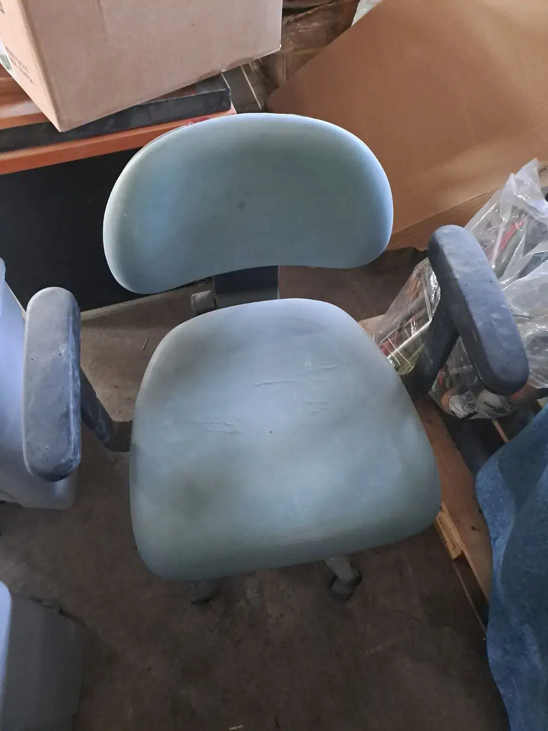 میز و صندلی اداری|دفتر کار|کهریزک, |دیوار