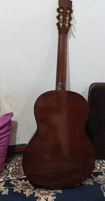 گیتار یاماها c40 اصلی|گیتار، بیس، امپلیفایر|محمدشهر, سیدآباد|دیوار