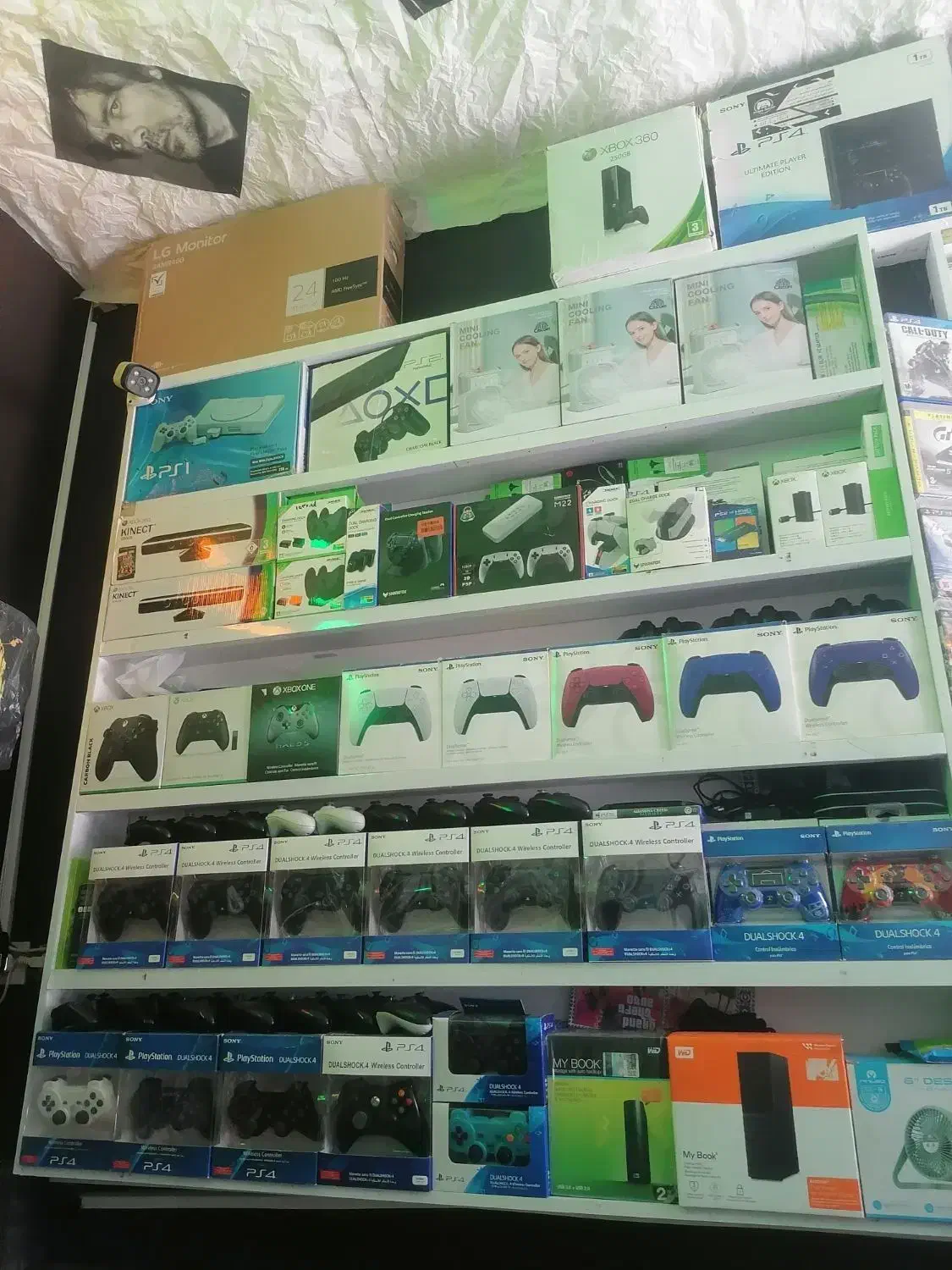 عرض مستقیم لوازم جانبی کنسول های بازی|کنسول، بازی ویدئویی و آنلاین|نیشابور, شهرک فرهنگیان|دیوار