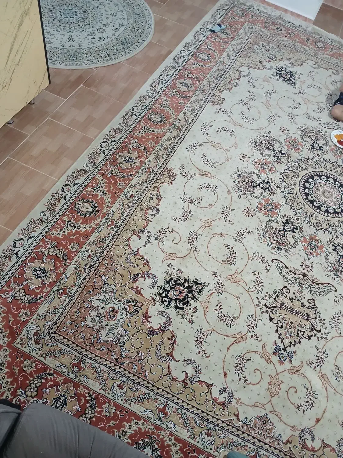 فرش ۱۲ متری|فرش|فومن, |دیوار