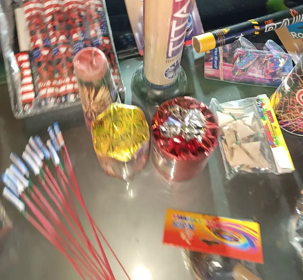 لوازم آتش بازی و جشن ها|اسباب‌‌بازی|تهران, سلسبیل شمالی|دیوار