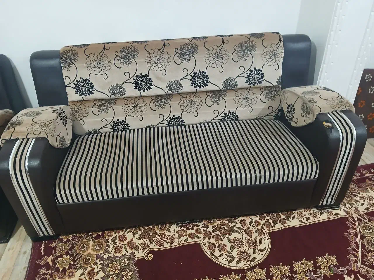 مبل 7نفره کاملا تمیز نو|مبلمان خانگی و میز عسلی|ماسال, |دیوار