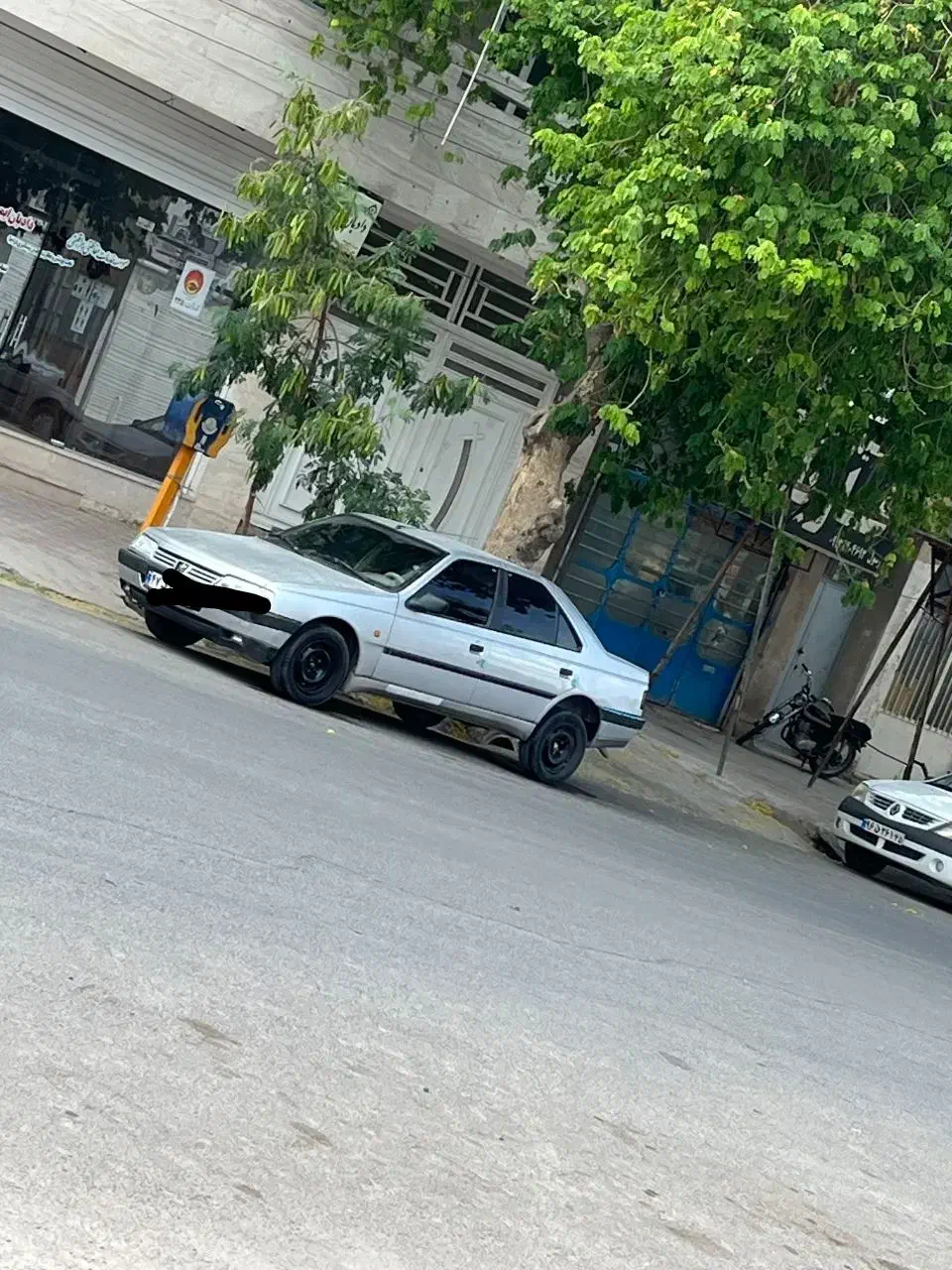 پژو ۴۰۵|خودرو سواری و وانت|جیرفت, |دیوار