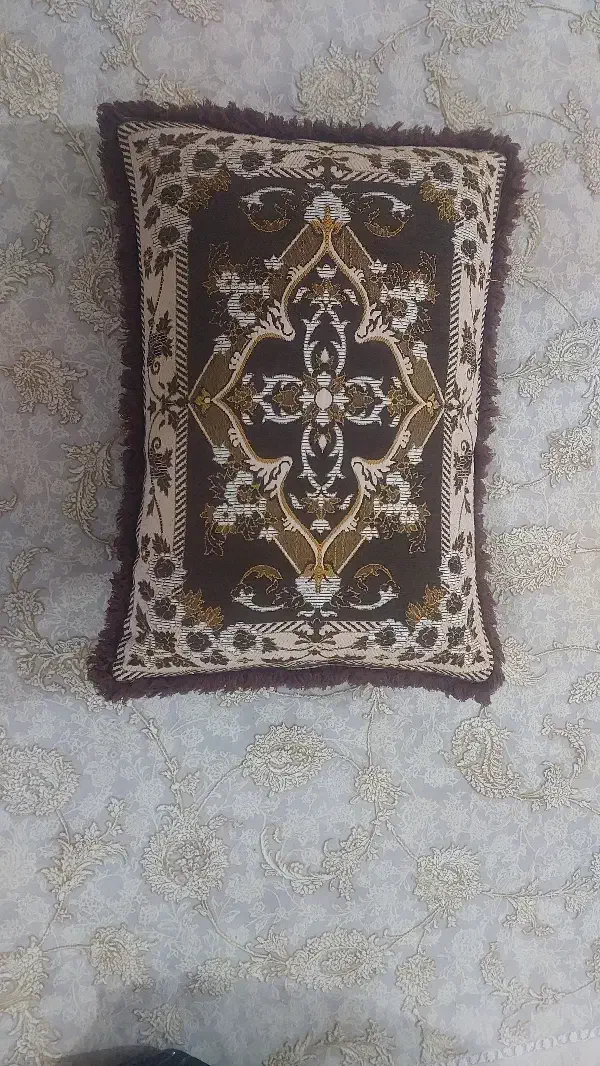 رو بالشتی|رختخواب، بالش، پتو|جوانرود, |دیوار