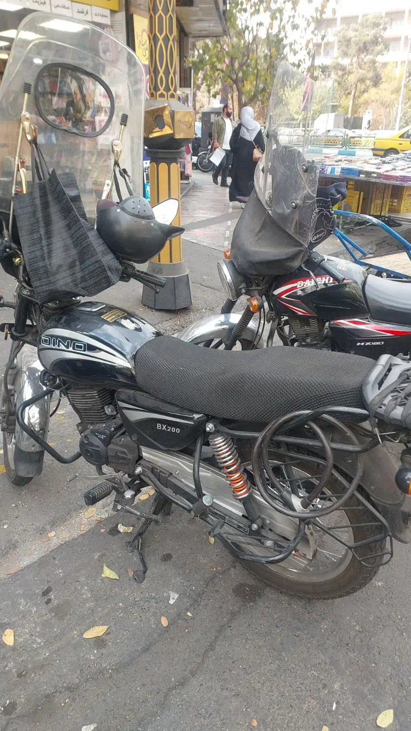 موتور دینو مدل ۴۰۳ سالم|موتورسیکلت|تهران, فلسطین (میدان انقلاب)|دیوار