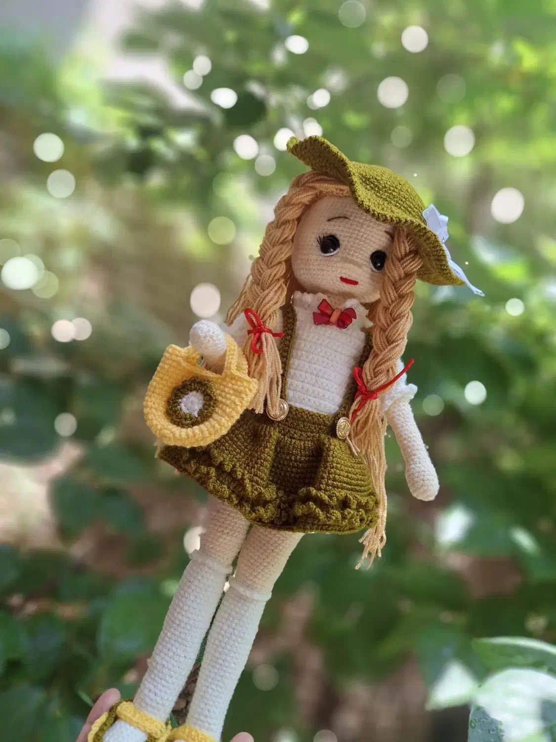 عروسک|اسباب‌بازی بچه|خوی, |دیوار