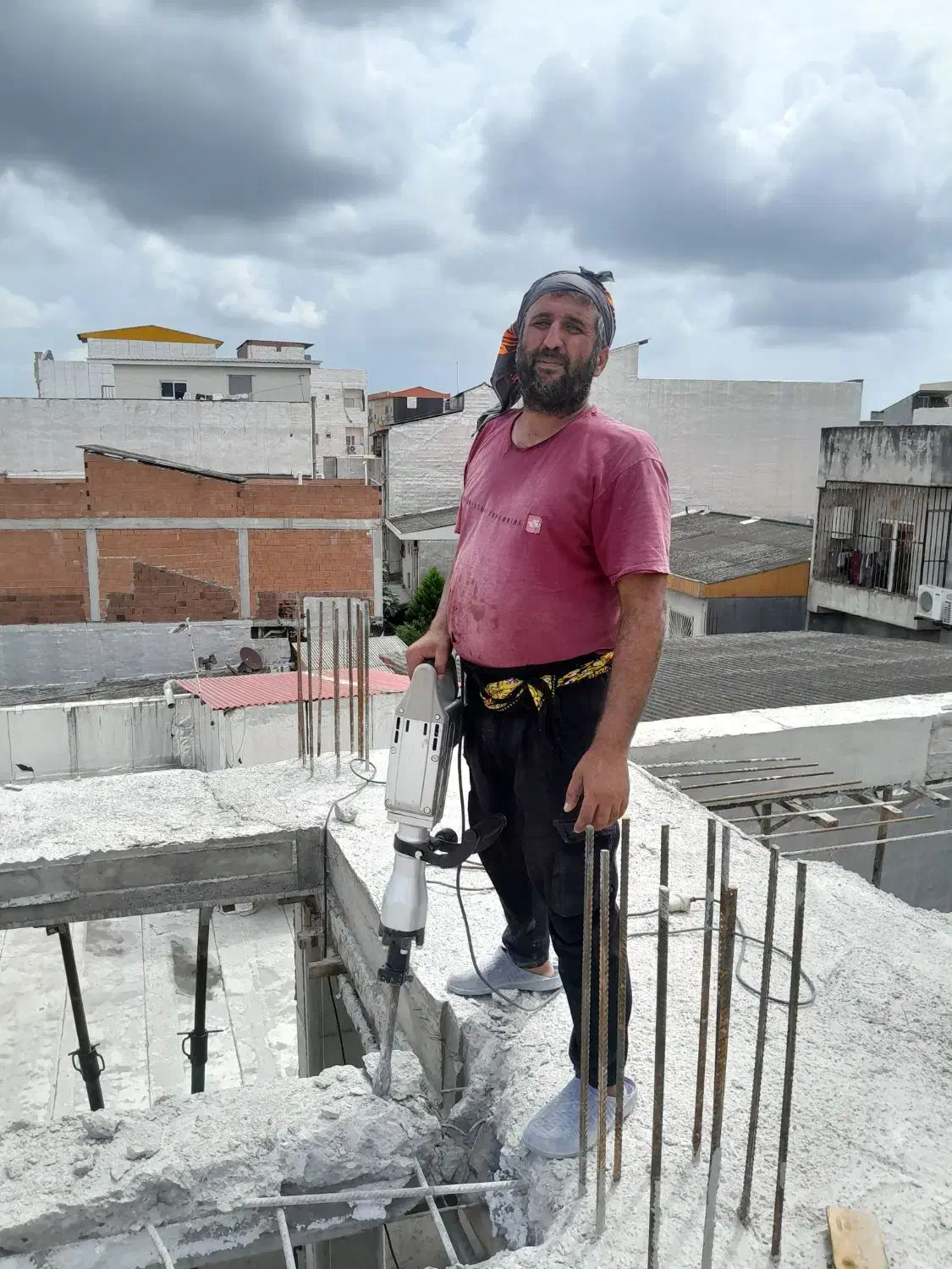 اجرای کارهای ساختمانی ،سقف پی بتن ،تخریب|خدمات پیشه و مهارت|آمل, |دیوار