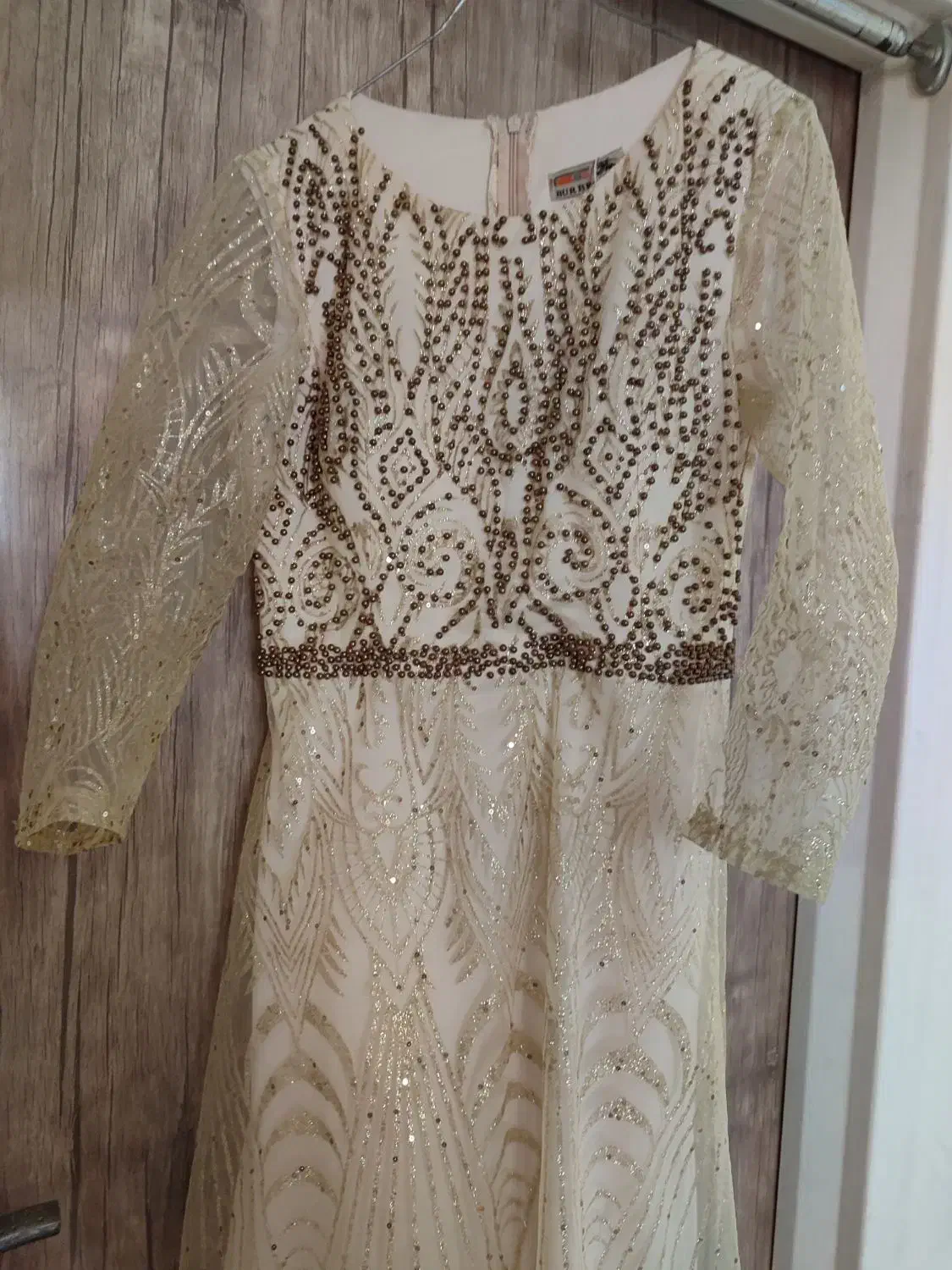 ۲عددلباس مجلسی درحدنو|لباس|بندر گناوه, |دیوار