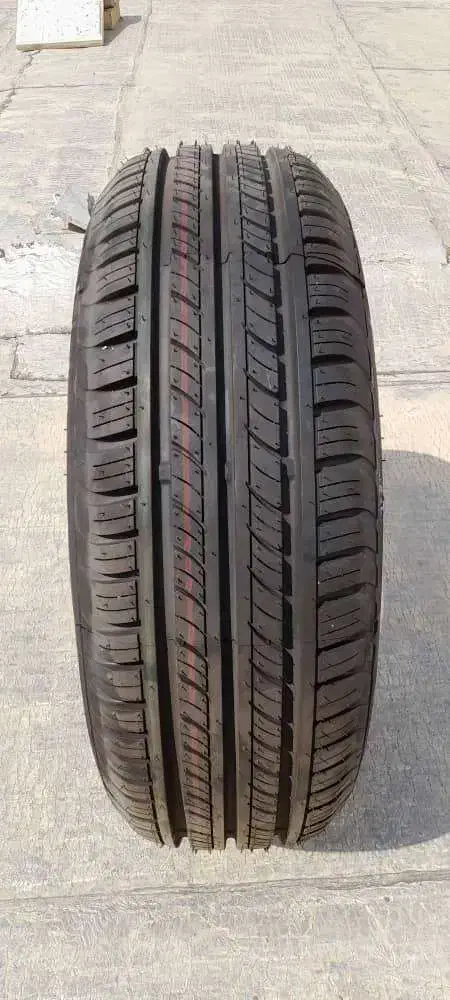 لاستیک بارز 185/65/14 و کومهو و هانکوک ۲۱۵/۴۵/۱۷|قطعات یدکی و لوازم جانبی|گنبد کاووس, |دیوار