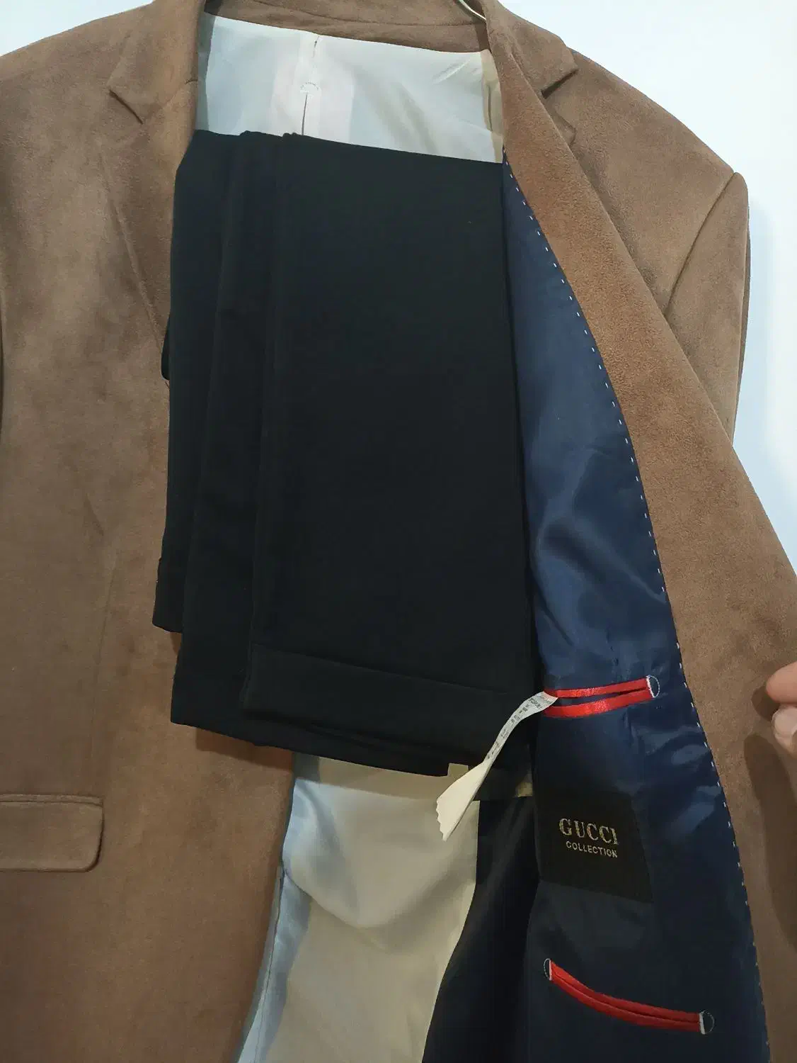 کت و شلوار|لباس|هشتگرد, شهرک بعثت|دیوار