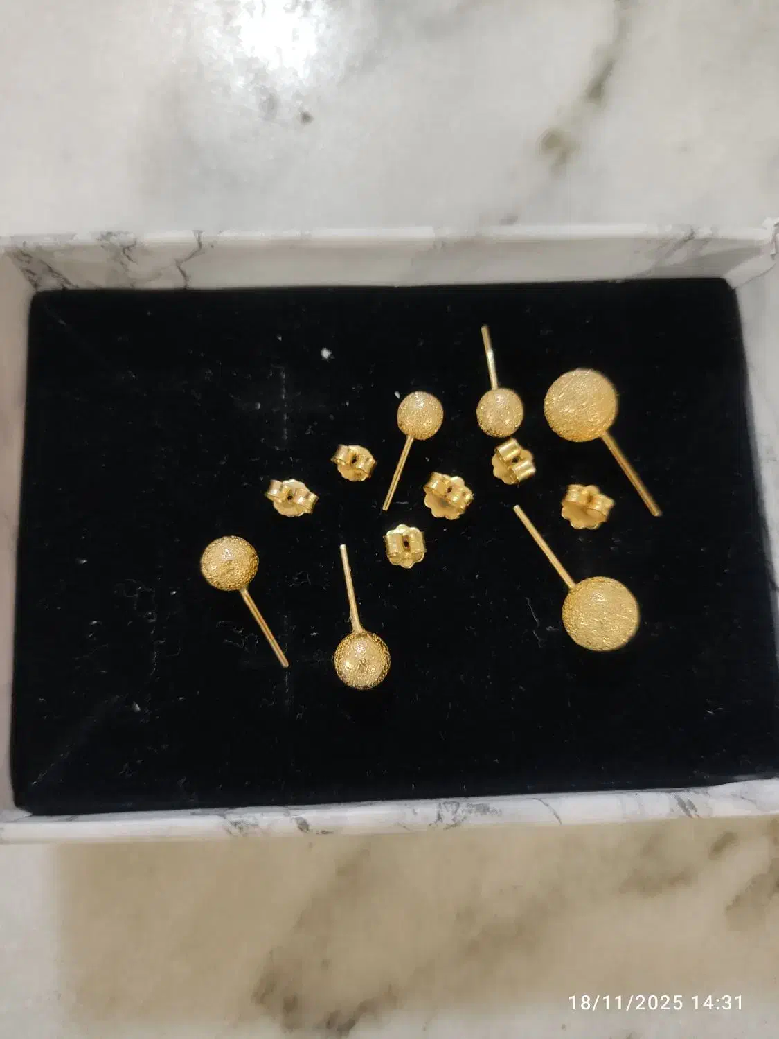 سه جفت گوشواره گوی|جواهرات|بروجرد, |دیوار