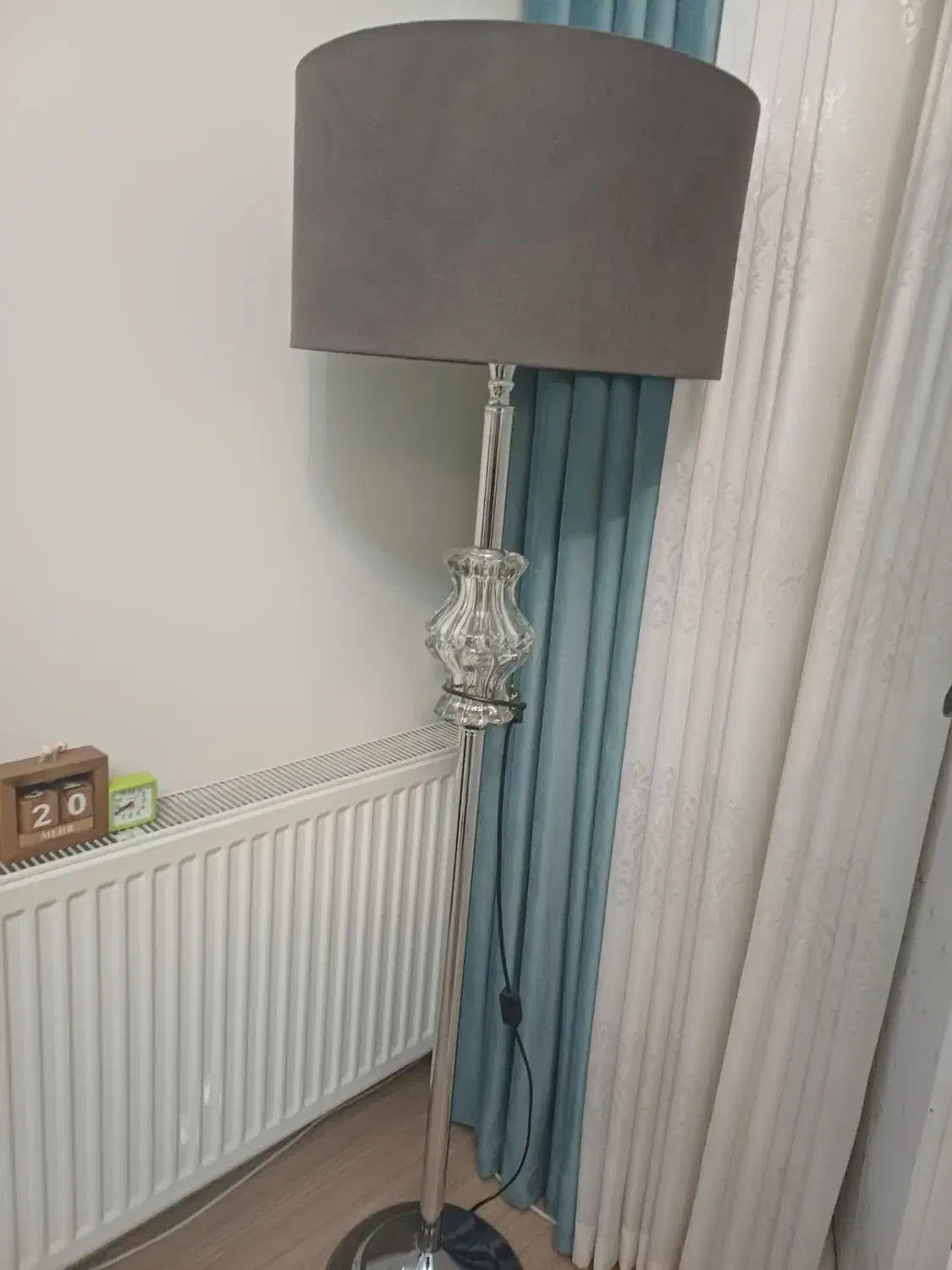 اباژور کنار سالنی|چراغ خواب و آباژور|تهران, سازمان برنامه شمالی|دیوار