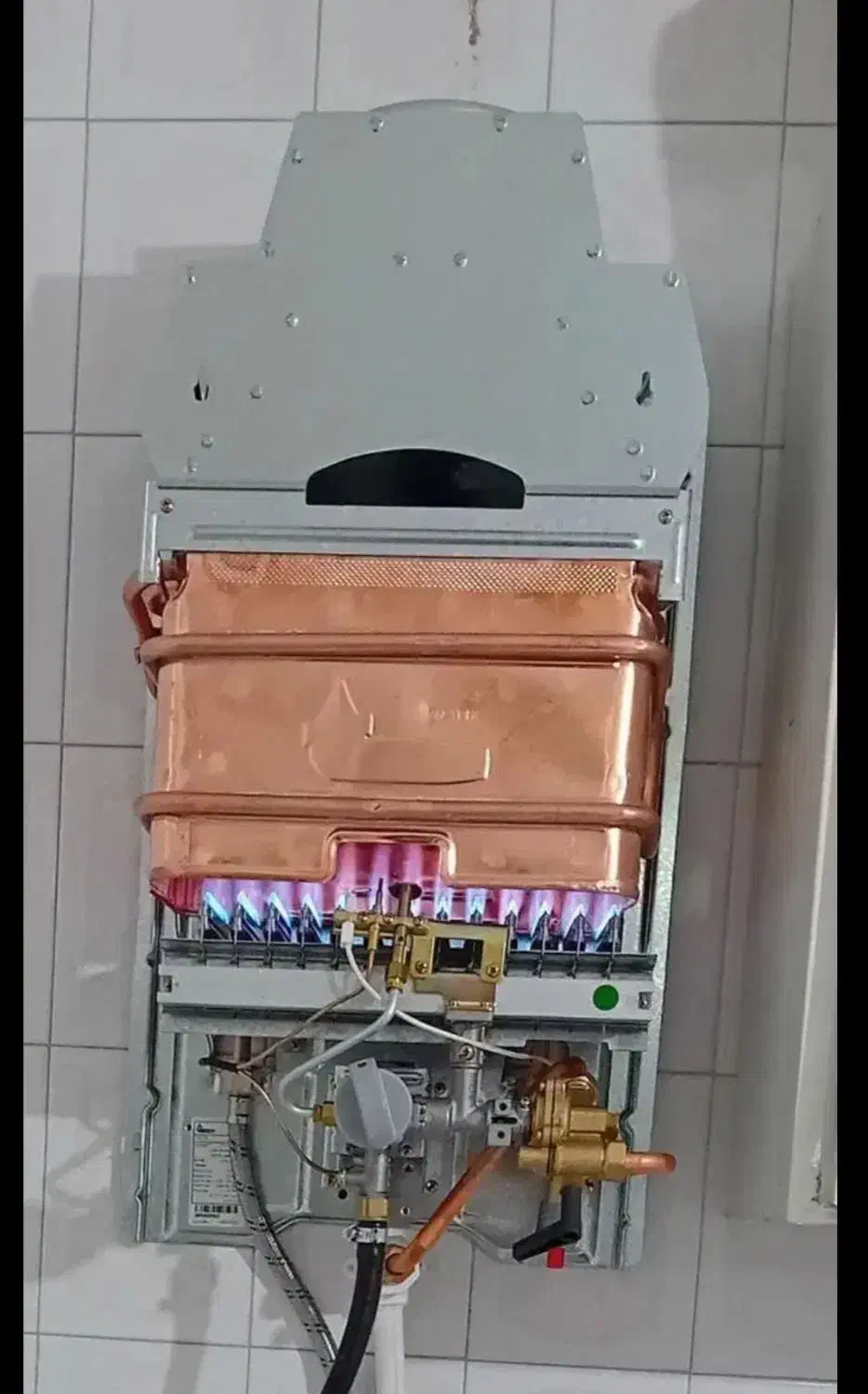 تعمیر ابگرمکن دیواری|آبگرمکن، پکیج، شوفاژ|اهواز, کوروش|دیوار