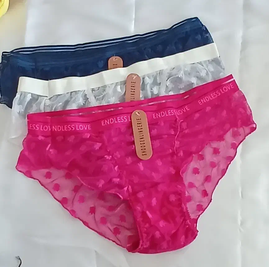 لباس زیر به صورت یکجا و عمده|لباس|پردیس, فاز ۵|دیوار