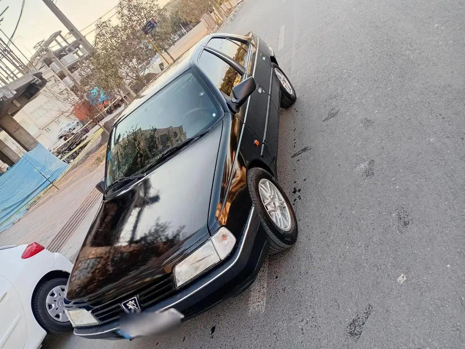 پژو ۴۰۵ جی ال ایکس|خودرو سواری و وانت|قم, چهل اختران|دیوار