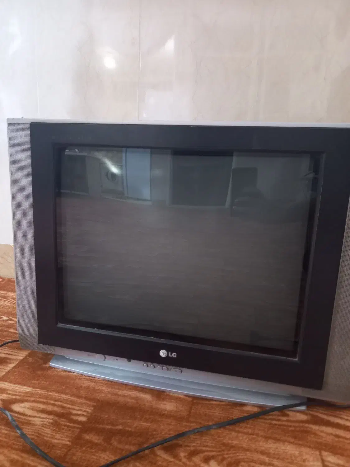 تلویزیون ال جی|تلویزیون و پروژکتور|یزد, |دیوار